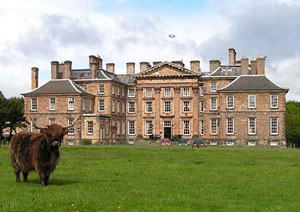 Yea, this is an old palace, and yes, I totally lived here Spring Semester 2007